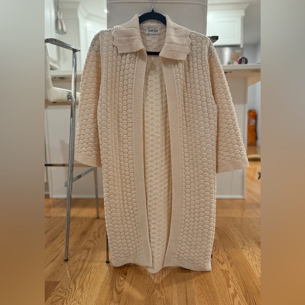 Vintage 70s Knit Textured Cream Cardigan: Cuddle Knit Orlon Size S